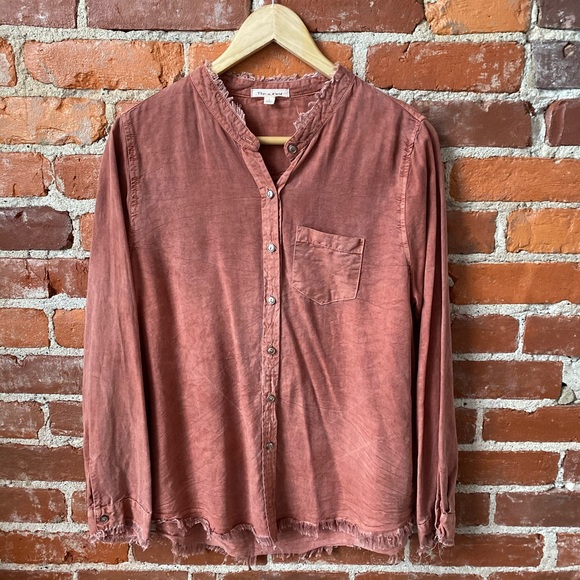 tea n rose Tops - Piper & Scoot rust frayed button up